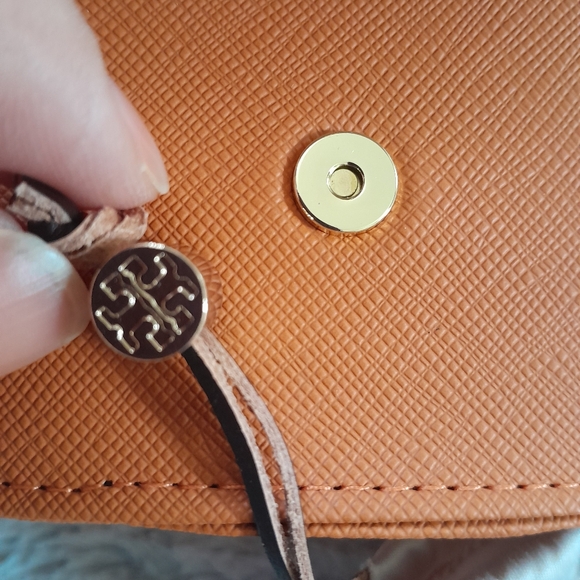 Tory Burch Sunglasses Leather Case w/Magnetic Closure & Dust Bag Carrying Pouch - Picture 10 of 10